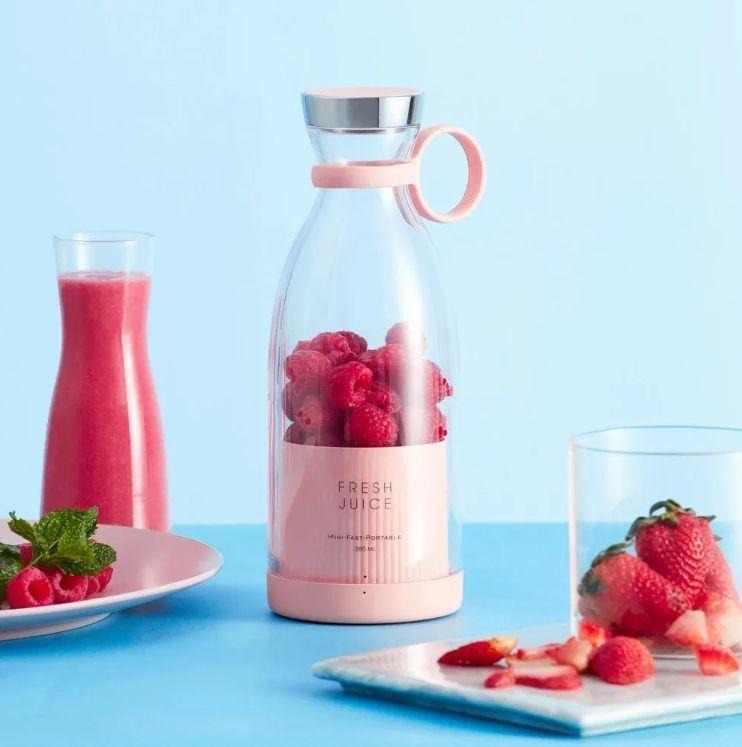 Portable 6 Blades Mini Bottle Juicer | USB Rechargeable Smoothie Blender | Powerful Personal Fruit Mixer For Travel, Gym & Home Use